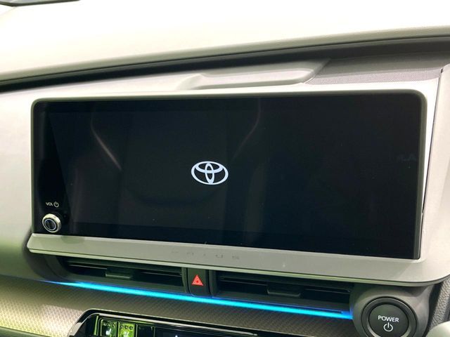 TOYOTA PRIUS 2025