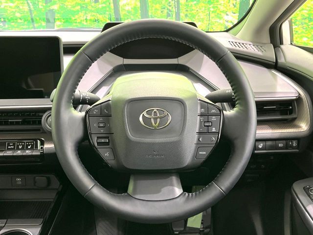 TOYOTA PRIUS 2025