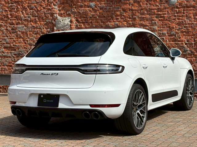 PORSCHE PORSCHE Macan 2021