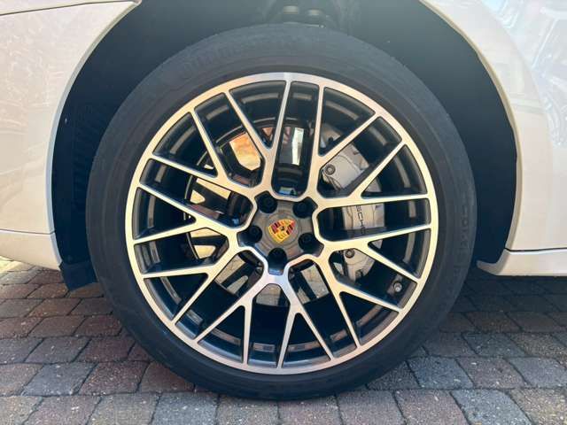 PORSCHE PORSCHE Macan 2021