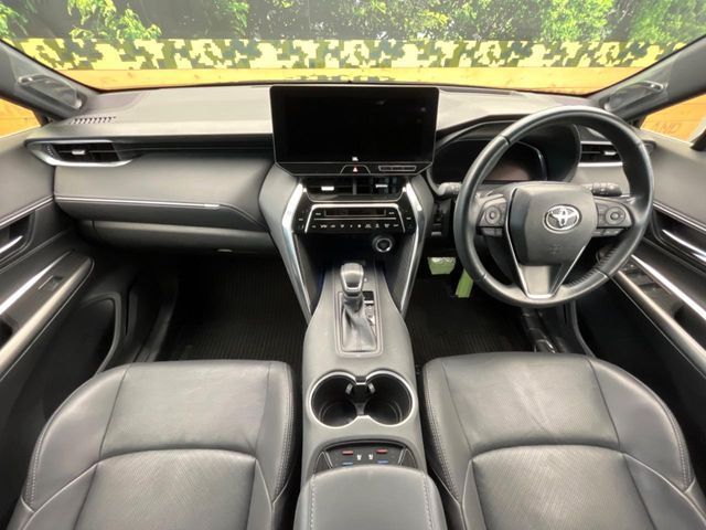 TOYOTA HARRIER 2WD 2023