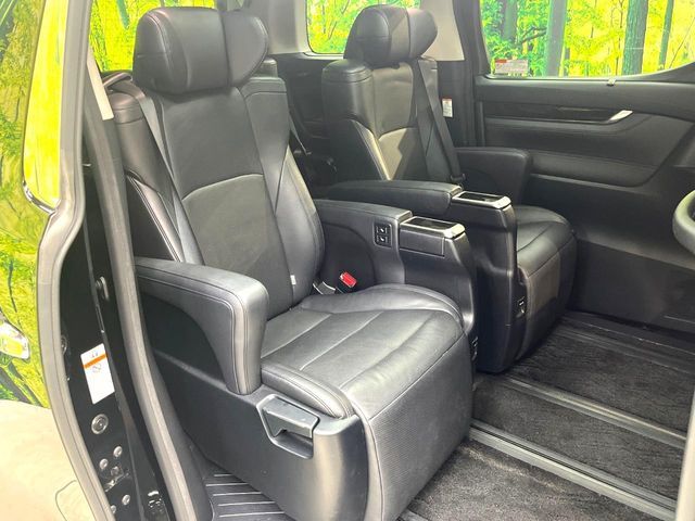 TOYOTA ALPHARD 2017