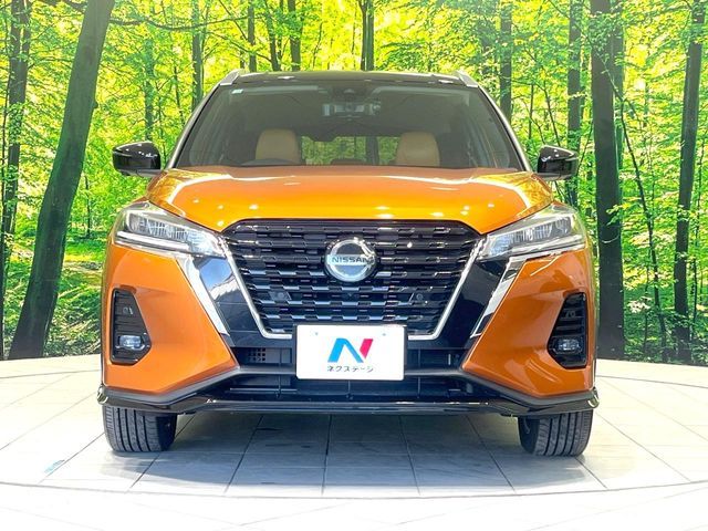 NISSAN KICKS 2020