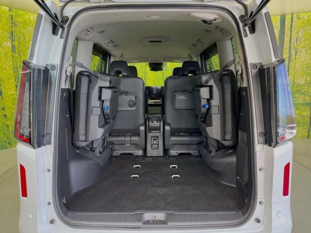 NISSAN SERENA  WG 2023