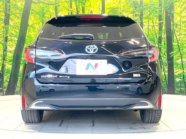 TOYOTA COROLLA TOURING HYBRID 2023