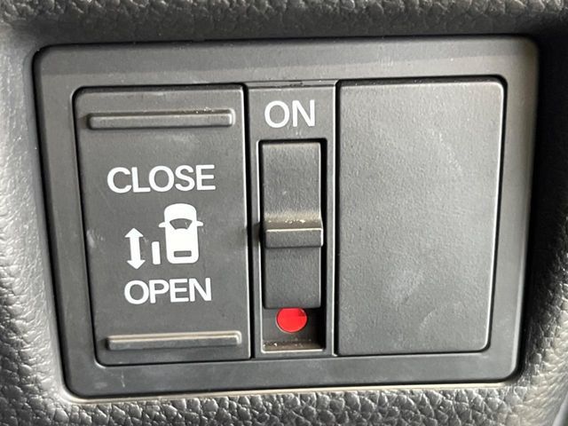 HONDA N BOX CUSTOM 2019