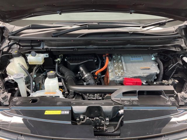 NISSAN SERENA  WG 2020