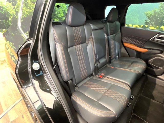 MITSUBISHI OUTLANDER PHEV 2022