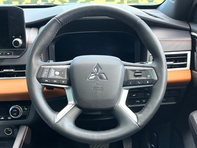 MITSUBISHI OUTLANDER PHEV 2022