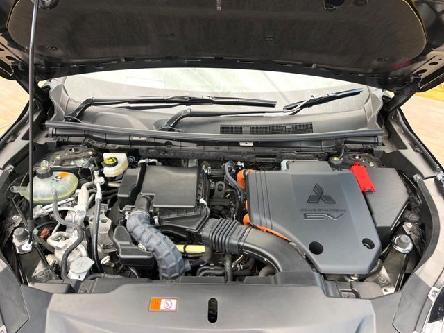 MITSUBISHI OUTLANDER PHEV 2022