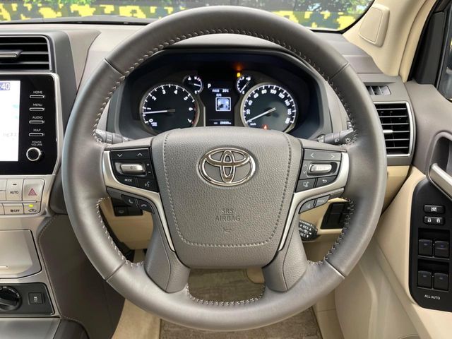 TOYOTA LANDCRUISER PRADO 2023