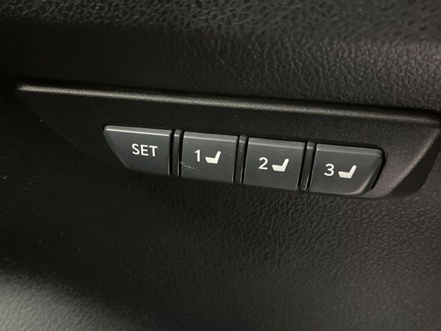 TOYOTA LEXUS NX300h 2016