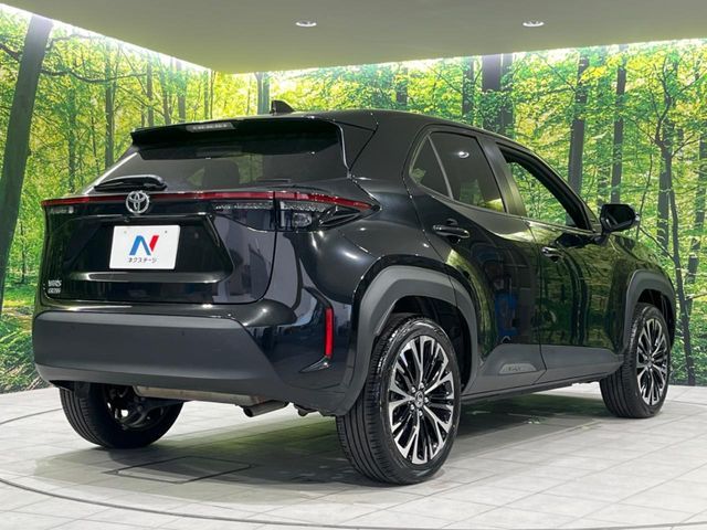 TOYOTA YARIS CROSS 2024