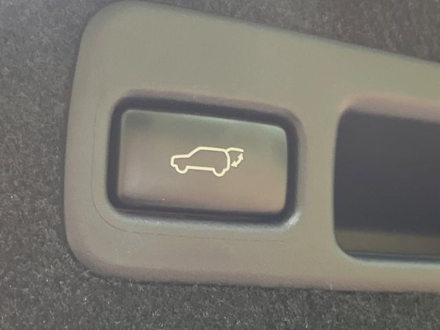 TOYOTA HARRIER 2WD 2014