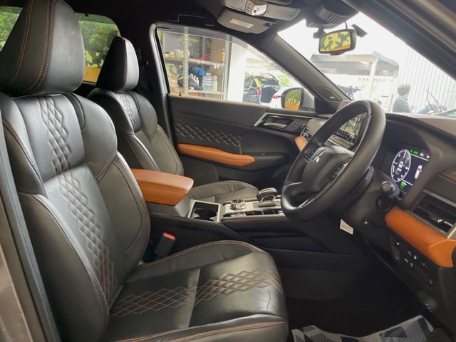 MITSUBISHI OUTLANDER PHEV 2022