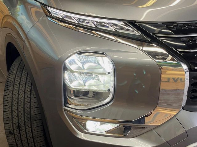 MITSUBISHI OUTLANDER PHEV 2022