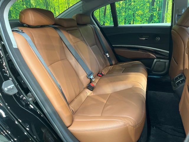 HONDA LEGEND HYBRID 2015