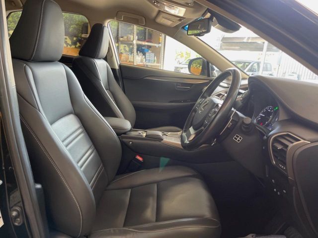 TOYOTA LEXUS NX300 2017