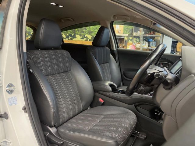 HONDA VEZEL HYBRID 2016