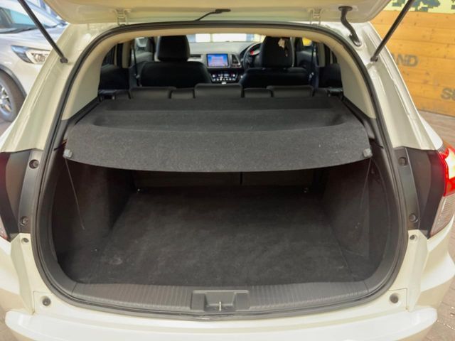 HONDA VEZEL HYBRID 2016