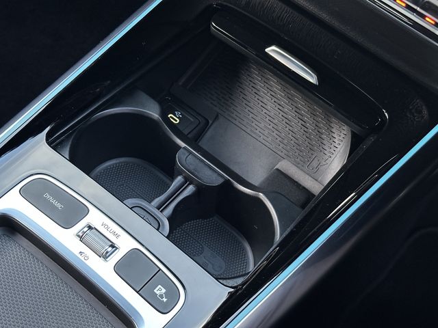 MERCEDES BENZ MERCEDES BENZ GLA class 2024