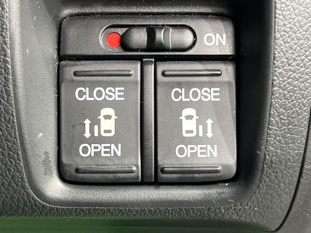 HONDA N BOX CUSTOM 2015