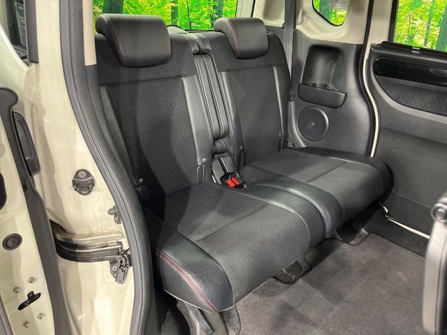 HONDA N BOX CUSTOM 2015