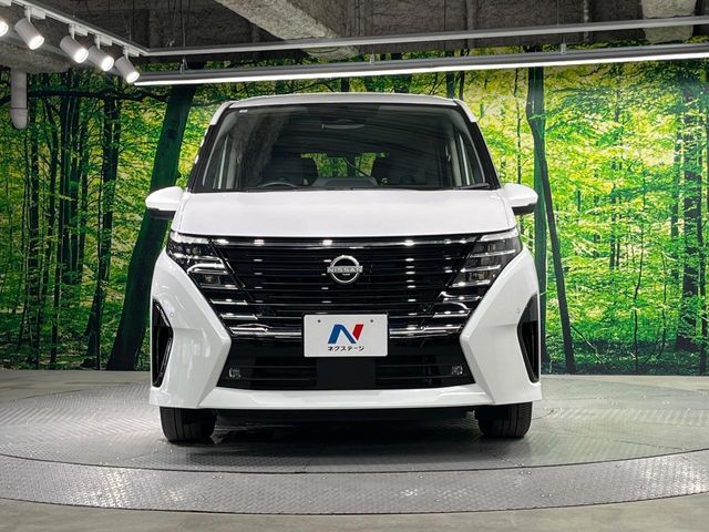 NISSAN SERENA  WG 2023