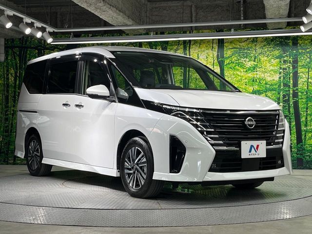 NISSAN SERENA  WG 2023
