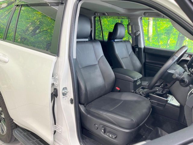 TOYOTA LANDCRUISER PRADO 2022