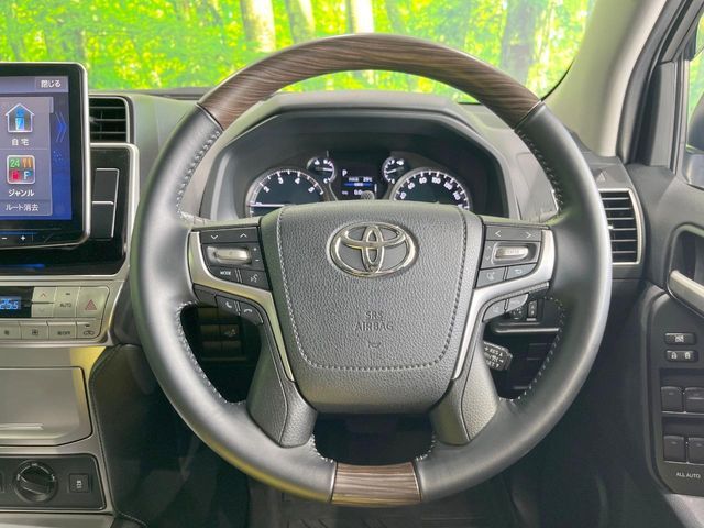 TOYOTA LANDCRUISER PRADO 2022