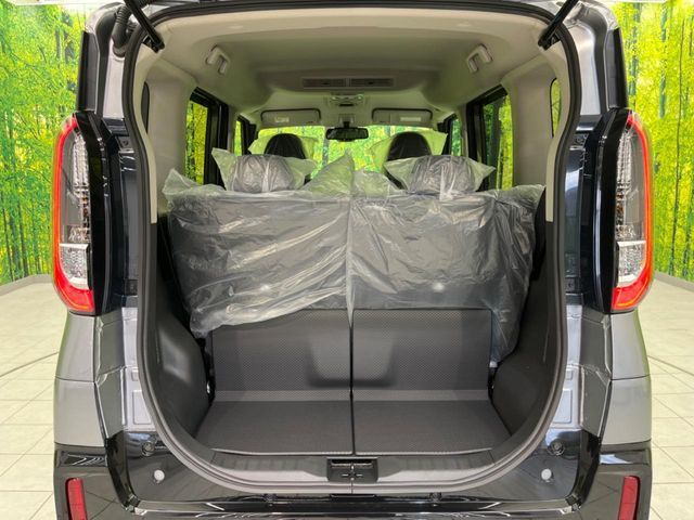 MITSUBISHI DELICA MINI 2025