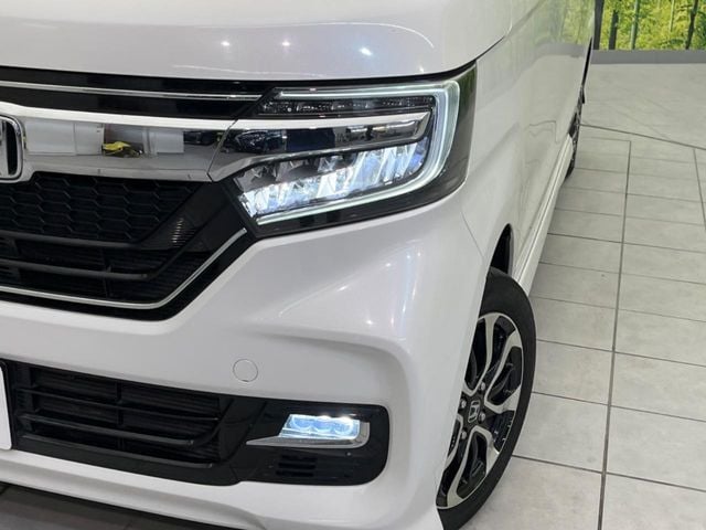 HONDA N BOX CUSTOM 2018