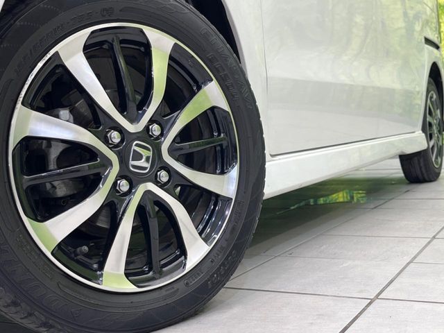 HONDA N BOX CUSTOM 2018