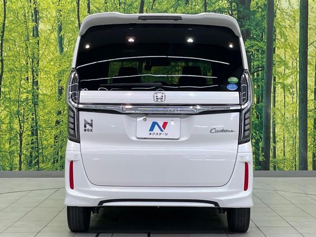 HONDA N BOX CUSTOM 2018