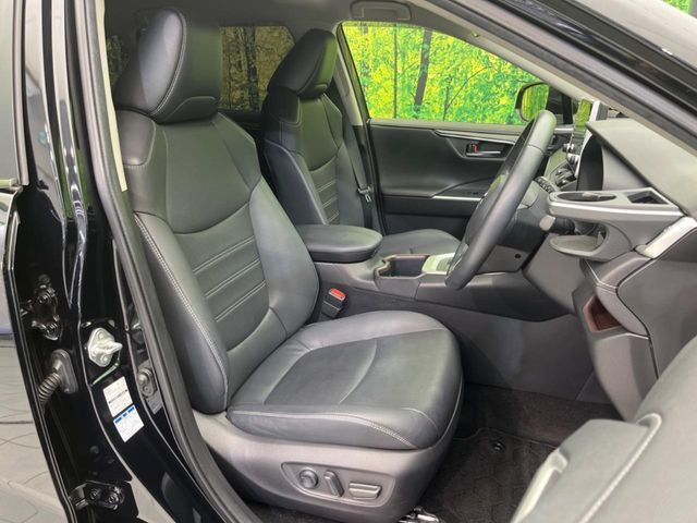 TOYOTA RAV4 HYBRID 4WD 2022