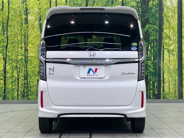 HONDA N BOX 2018