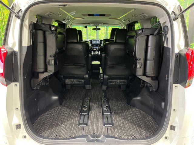 TOYOTA ALPHARD 2017