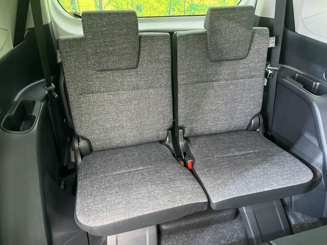 TOYOTA SIENTA HYBRID 2025