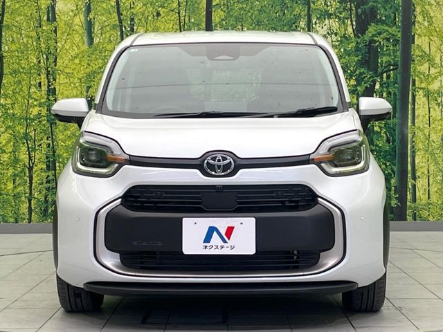 TOYOTA SIENTA HYBRID 2025