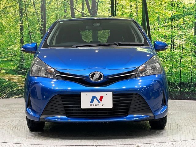 TOYOTA VITZ 2015