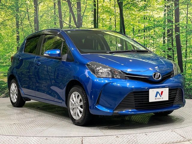 TOYOTA VITZ 2015