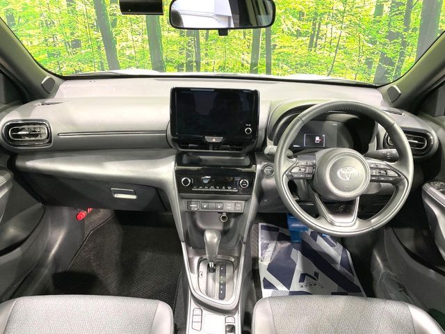 TOYOTA YARIS CROSS HYBRID 2025