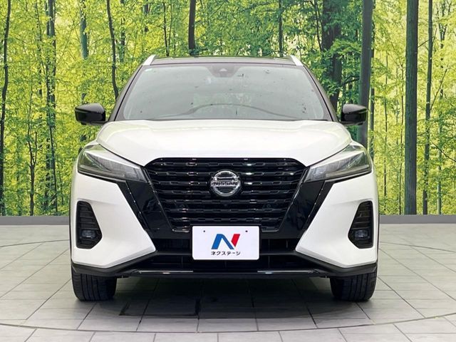 NISSAN KICKS 2020