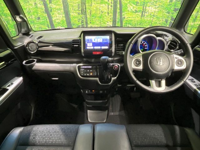 HONDA N BOX CUSTOM 2017