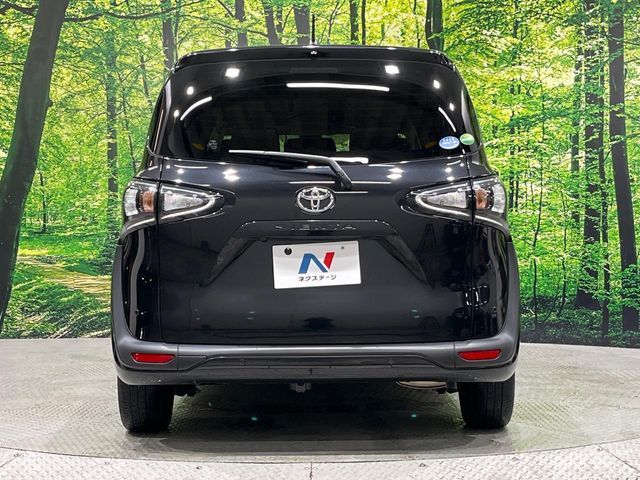 TOYOTA SIENTA 2021
