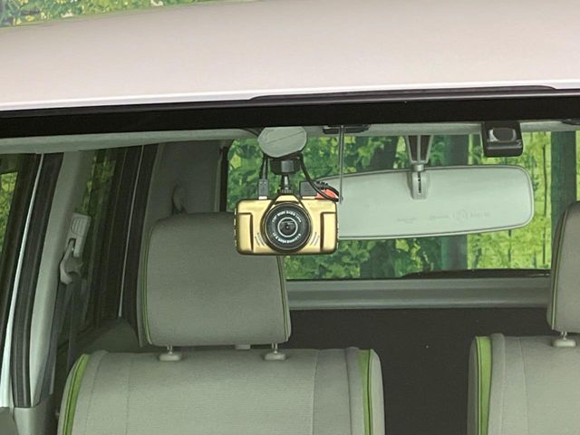 TOYOTA PIXIS SPACE 2014