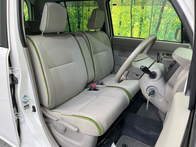 TOYOTA PIXIS SPACE 2014