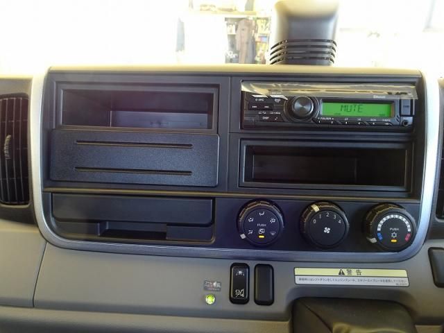 MITSUBISHI CANTER 2024