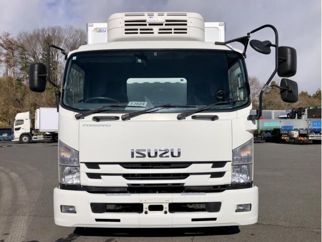 ISUZU FORWARD 2017